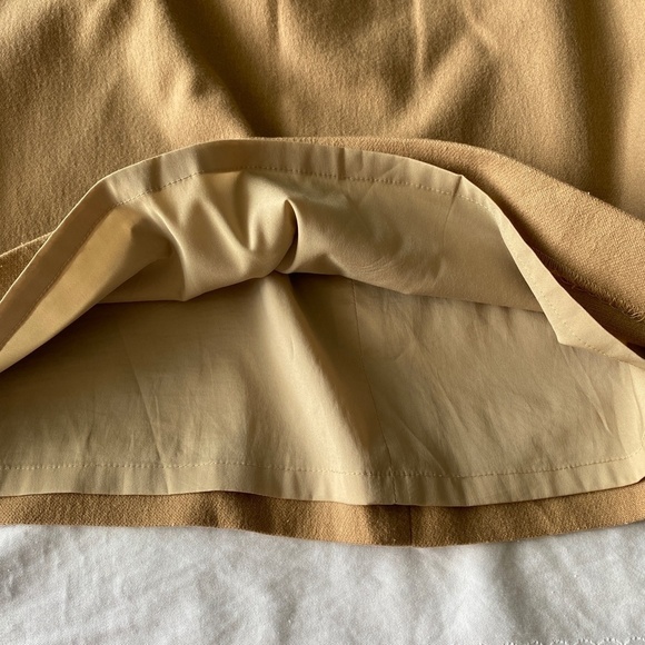Banana Republic Women's Tan Wool Blend Mini Skirt Size 8‎ - Picture 4 of 12